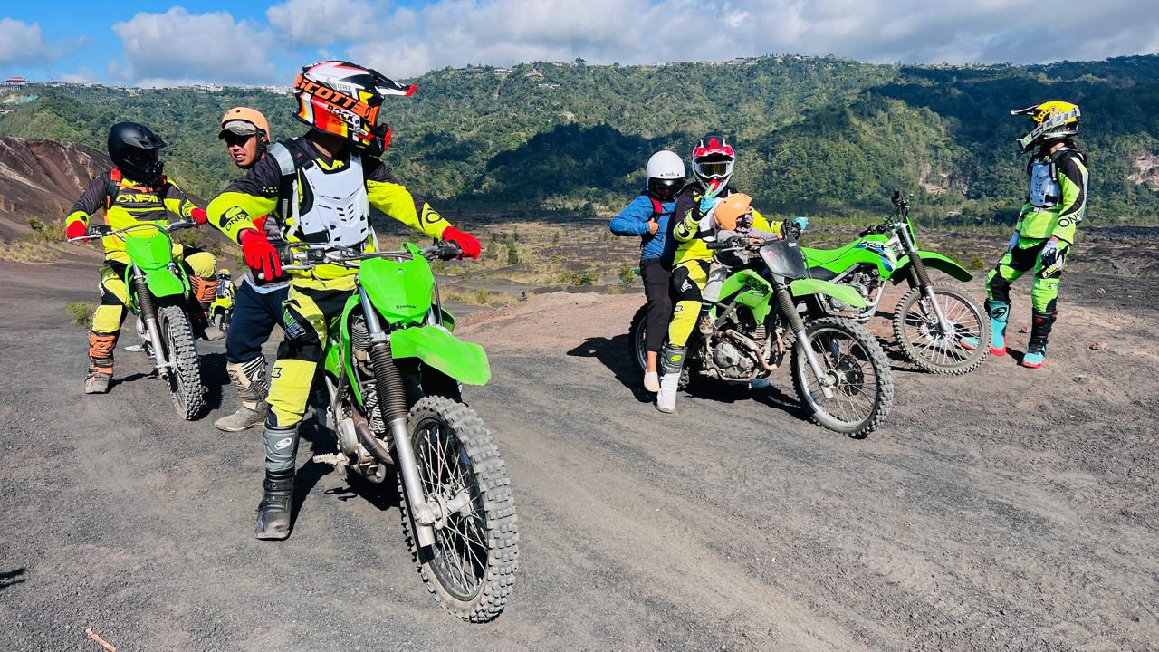 Mount Batur Dirt Bike Adventure 150CC 